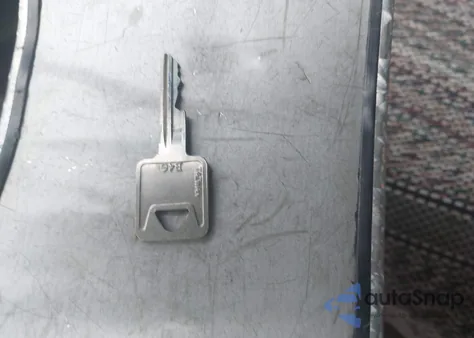 1984 Chevrolet Suburban K10 from USA, damaged, VIN 1G8EK16C9EF146600